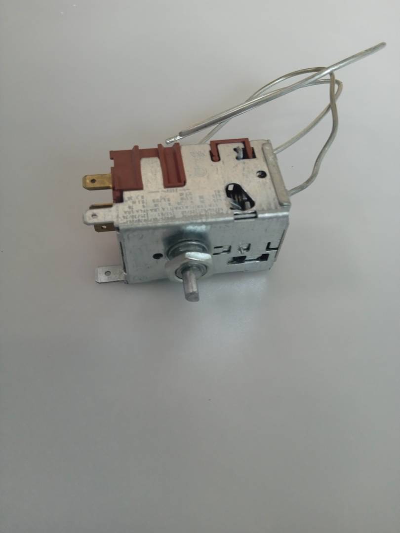 00418356 Thermostat 